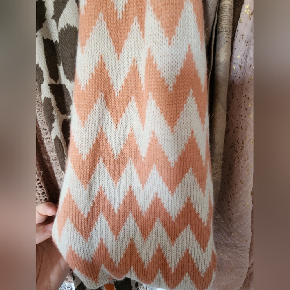 Chevron Infinity Scarf - Picture 2 of 2